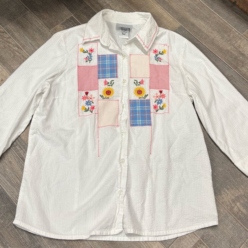 Vintage White‎ Button-Down Shirt Patchwork Floral Embroidery Cottagecore Grandma